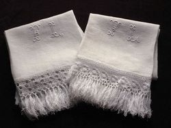 fine linen damask fingertip towels monogram RM