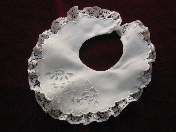 Vintage little infant bib