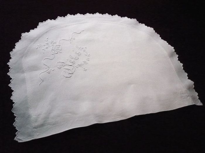 Vintage infant pillow sham, Monogram: BEBE