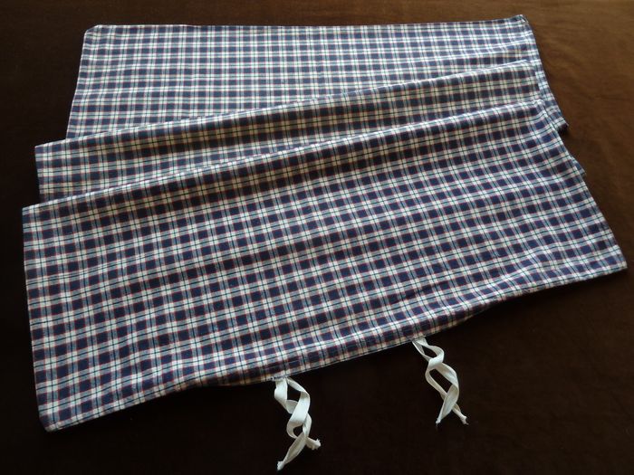  country French kelsch checked bolster shams.