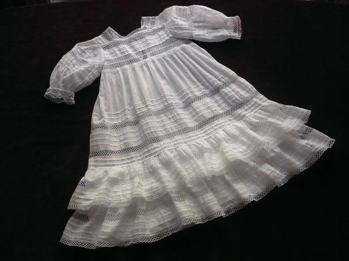 White linen child dress with lace