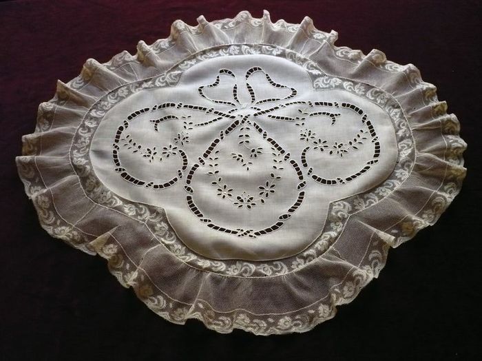 Embroidered pillow cover