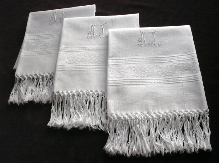 vintage cotton fringed and monogrammed guest hand towels