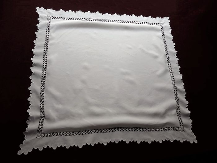 antique scalloped embroidered euro shams