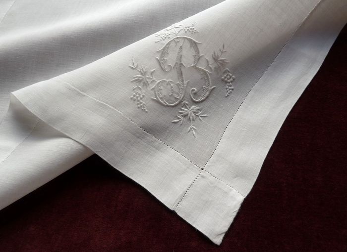 Antique  linen  pocket square monogrammed B