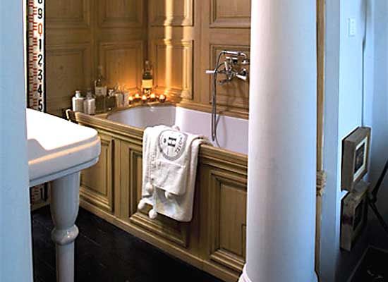 A bathroom boulevard saint germain