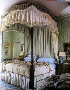 American four poster bed