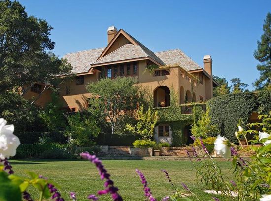 A Signature Estate in Hillsborough