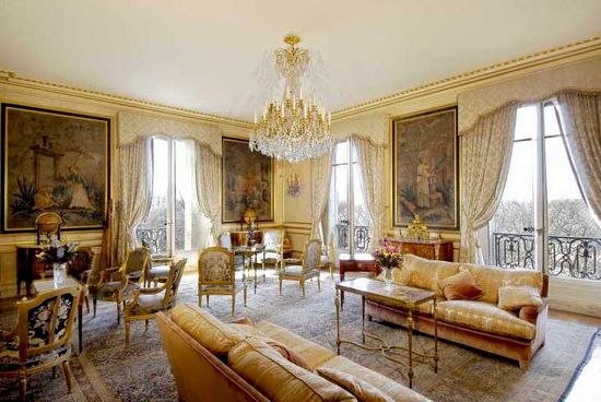 Exceptional Apartment in Paris