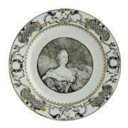 CHINESE EXPORT PORTRAIT PLATE
CIRCA 1750
