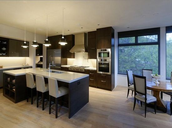 A bright modern kitchen in Aspen 